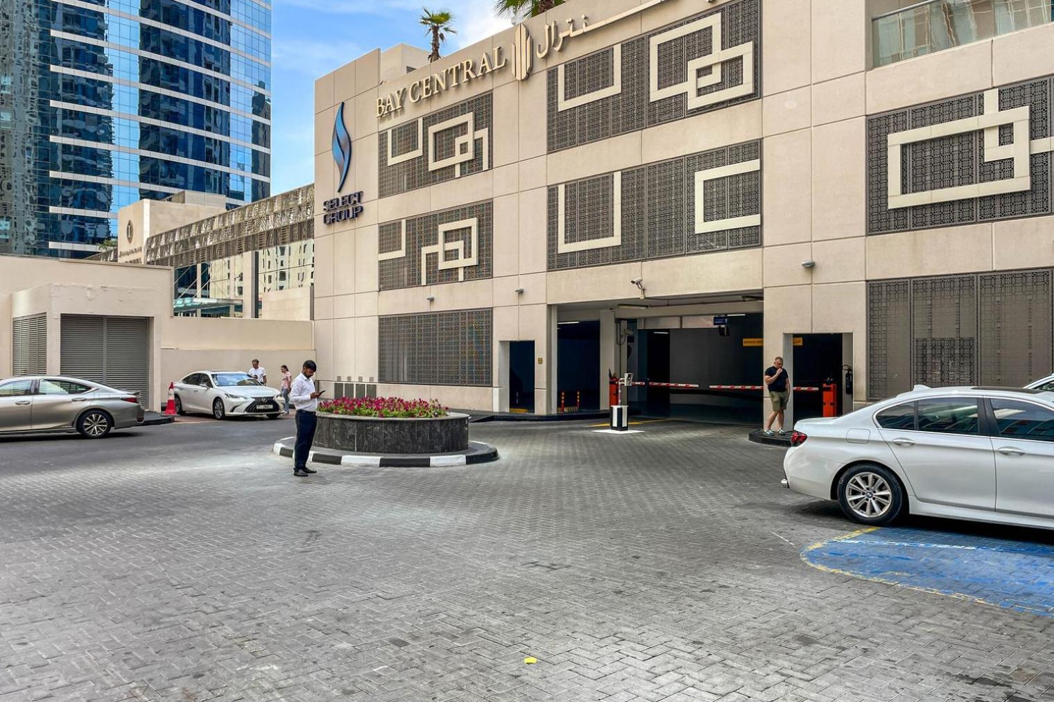 Blueground Marina Pool Gym Dxb-377 Apartment